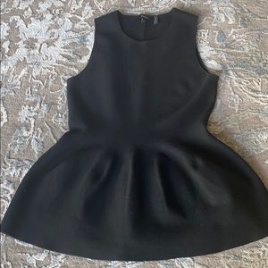 Theory peplum black top sz. M